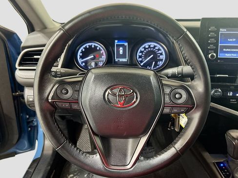 Used 2024 Toyota Camry SE FWD image 9