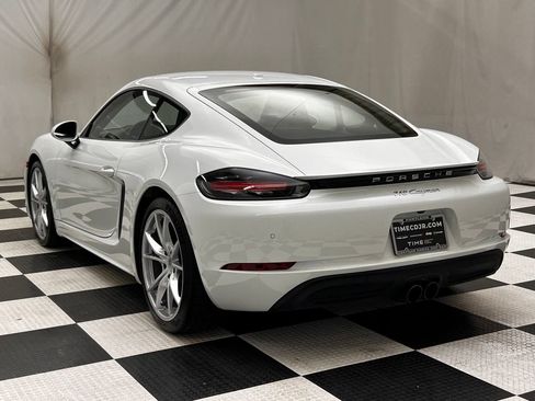 Used 2025 Porsche 718 Cayman RWD image 5