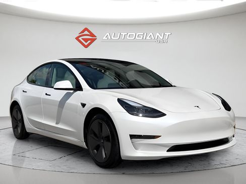 Used 2023 Tesla Model 3 Standard Range RWD image 19
