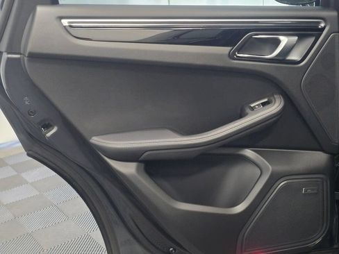 Certified 2026 Porsche Macan Turbo AWD/4WD image 21