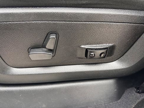 Used 2021 RAM 3500 Limited image 19