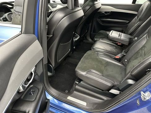 Used 2016 Volvo XC90 T6 R-Design image 23