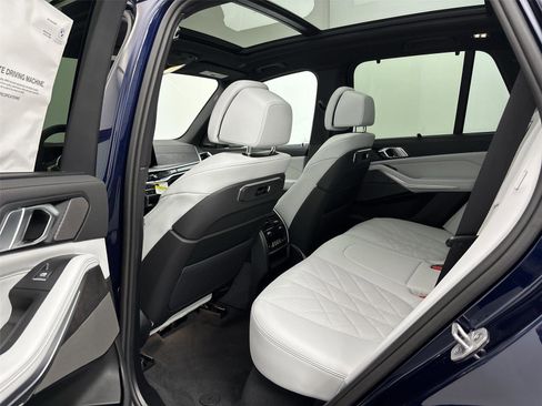 New 2026 BMW X5 xDrive40i w/ M Sport Package image 29