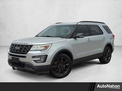 Used 2017 Ford Explorer XLT w/ Equipment Group 202A