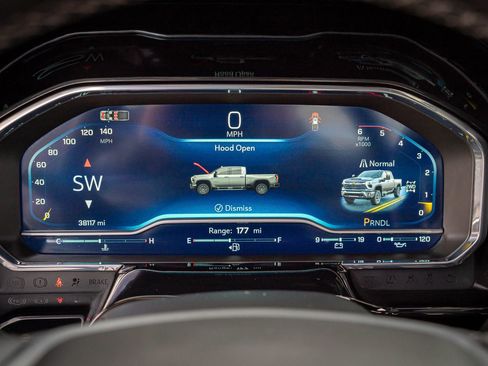 Used 2024 Chevrolet Silverado 2500 LT w/ Convenience Package image 18