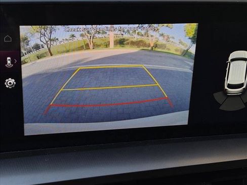 Used 2023 Kia Telluride S FWD image 11
