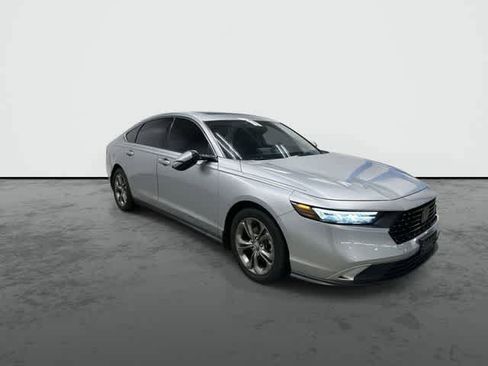 Used 2023 Honda Accord EX image 5