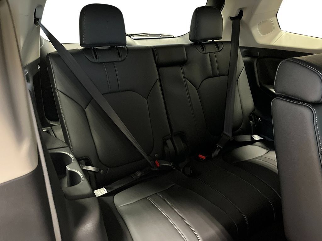 New 2026 Honda Pilot Touring image 24