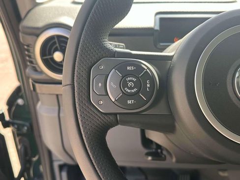 Used 2025 INEOS Grenadier Fieldmaster Edition image 20