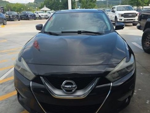 Used 2016 Nissan Maxima Platinum w/ Interior Lighting Package FWD image 1