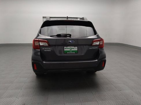 Used 2018 Subaru Outback 2.5i Premium image 6