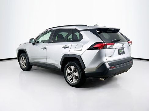 Used 2025 Toyota RAV4 XLE FWD image 5