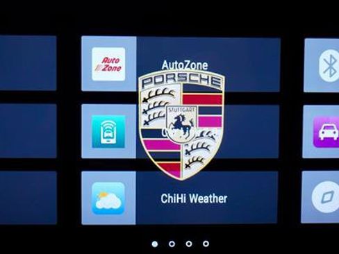 Used 2018 Porsche Macan AWD/4WD image 32