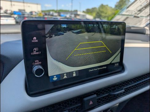 New 2026 Honda HR-V LX image 8