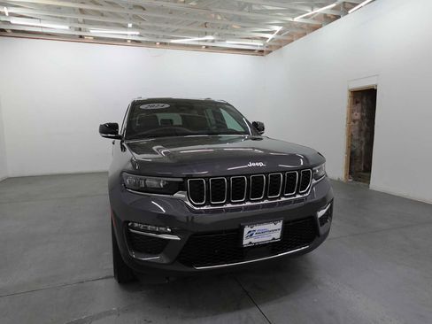 Used 2024 Jeep Grand Cherokee Limited 4xe w/ Trailer Tow Package AWD/4WD image 3