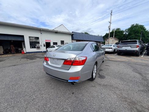 Used 2014 Honda Accord EX image 34