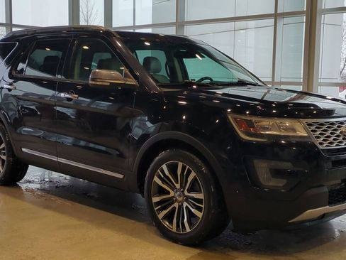 Used 2016 Ford Explorer Platinum image 9