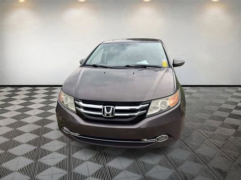 Used 2016 Honda Odyssey Touring image 2