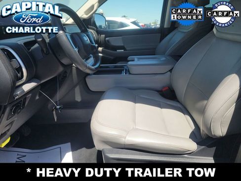 Used 2025 Ford Expedition Active AWD/4WD image 7