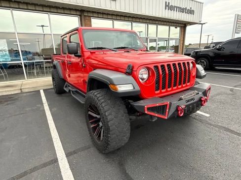 Used 2020 Jeep Gladiator Sport w/ Quick Order Package 24S AWD/4WD image 3