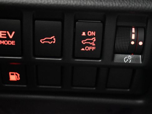 New 2025 Subaru Forester Limited image 28