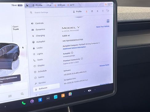 Used 2026 Tesla Model Y 2WD image 36