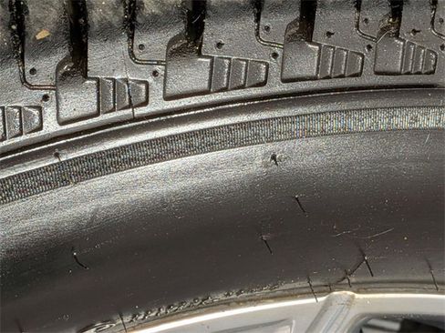 Used 2023 Cadillac Escalade Premium Luxury Platinum w/ Heavy-Duty Trailer Package image 9