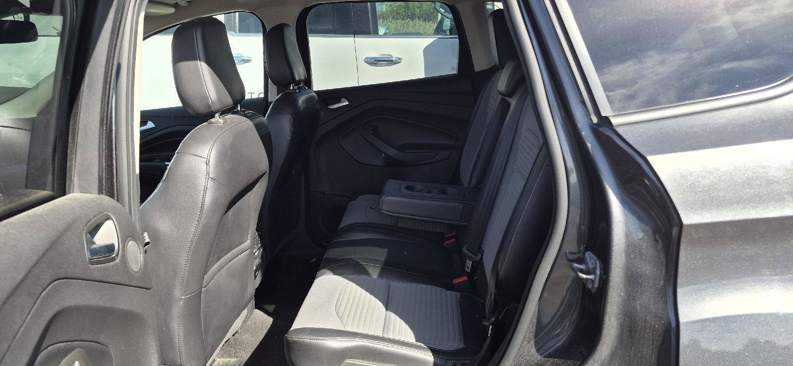 Used 2019 Ford Escape Titanium AWD/4WD image 7