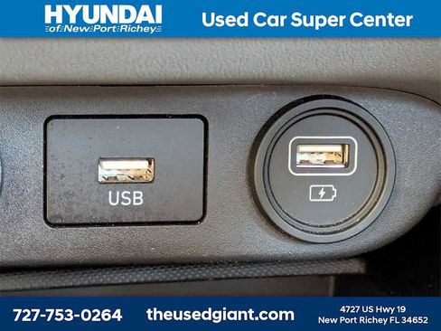 Used 2023 Hyundai Elantra SEL w/ Preferred Accessory Package image 20