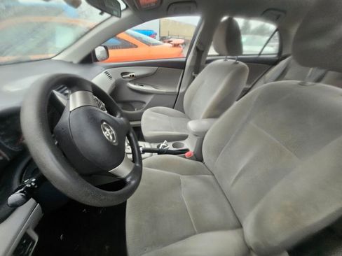 Used 2011 Toyota Corolla LE image 12