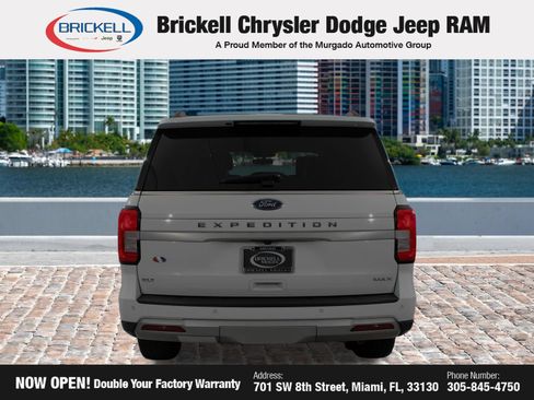 Used 2024 Ford Expedition Max XLT AWD/4WD image 6
