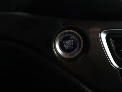 Used 2022 Honda Pilot Sport image 39