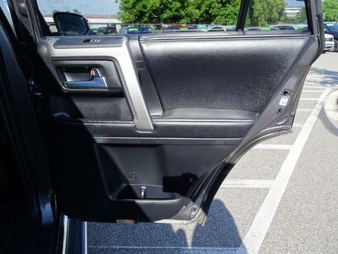 Used 2016 Toyota 4Runner Limited AWD/4WD image 20