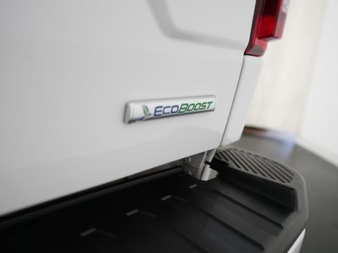 Used 2018 Ford F150 Lariat w/ Equipment Group 502A Luxury image 32