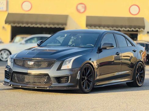 Used 2017 Cadillac ATS V w/ Luxury Package image 4