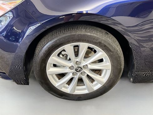 Used 2025 Toyota Corolla LE w/ LE Premium Package FWD image 14