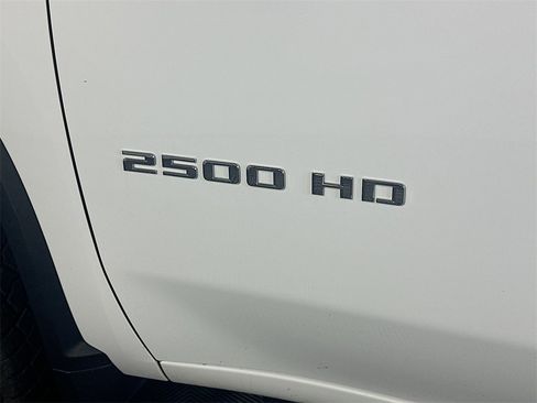 Used 2024 Chevrolet Silverado 2500 Custom w/ Custom Value Package image 28