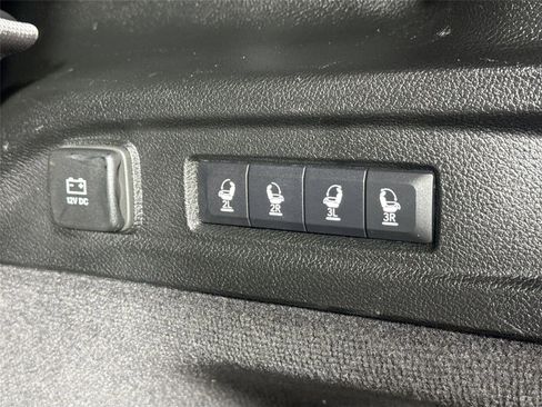 Used 2022 Jeep Grand Cherokee L Overland w/ MOPAR Finishing Package image 40