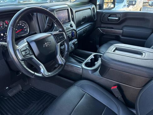 Used 2022 Chevrolet Silverado 3500 LTZ w/ LTZ Plus Package image 12