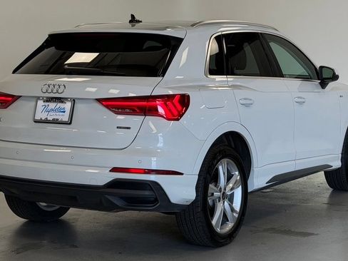 Used 2023 Audi Q3 2.0T Premium Plus w/ Premium Plus Package AWD/4WD image 3