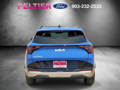 Used 2026 Kia Sportage SX FWD image 5