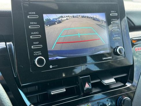 Used 2021 Toyota Camry LE FWD image 23