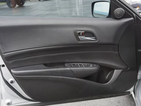 Used 2015 Acura ILX image 8