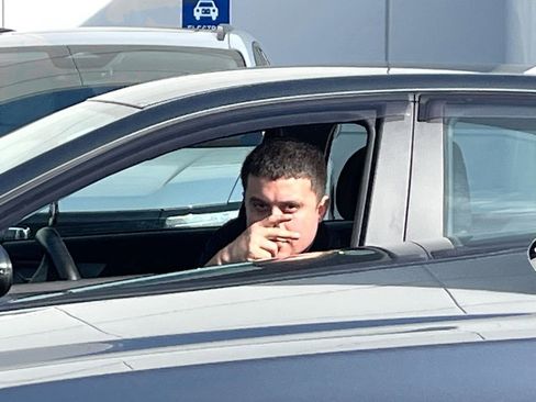 Certified 2025 Kia Sorento EX w/ EX Panoramic Sunroof Package image 33