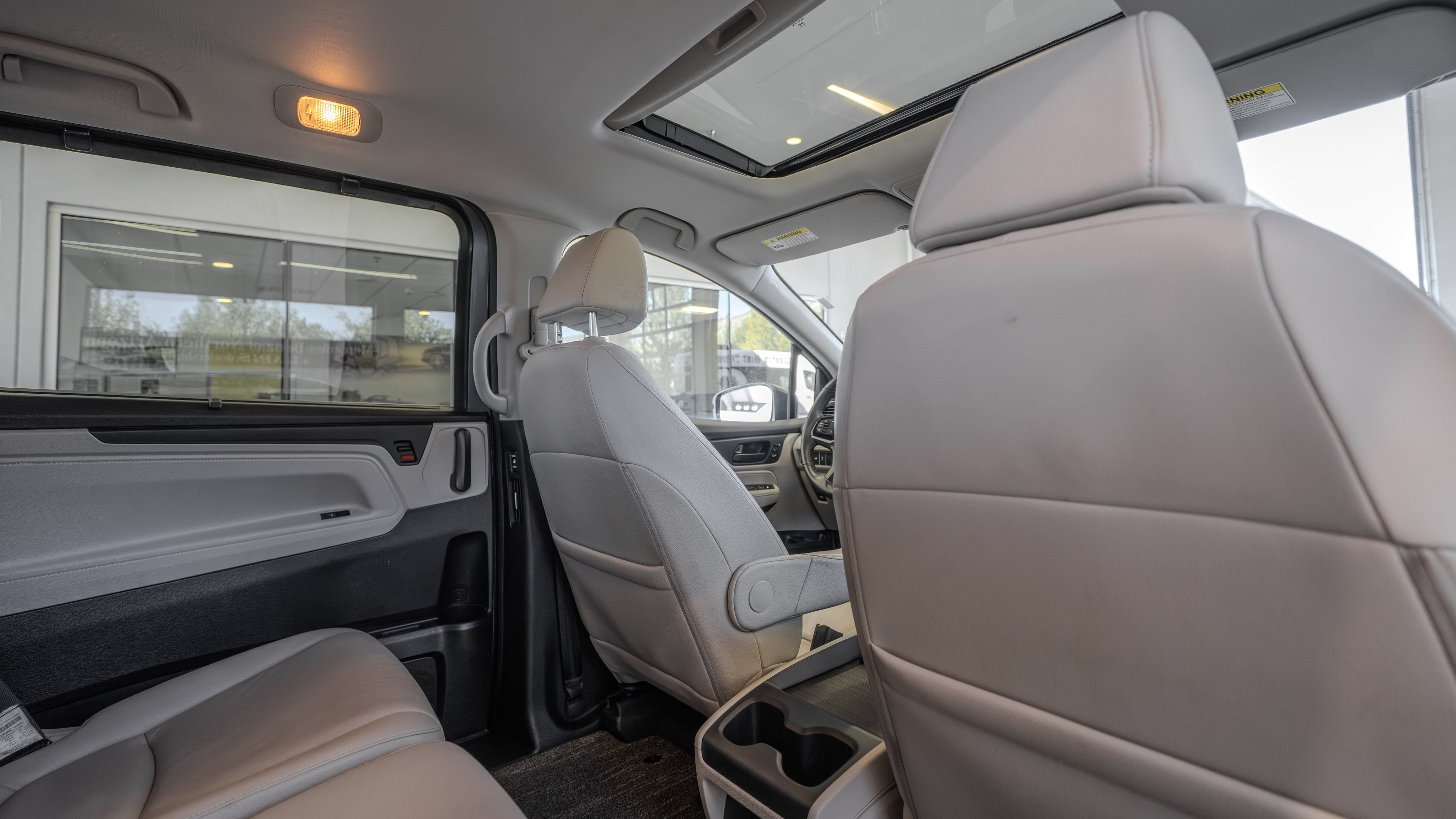 Used 2025 Honda Odyssey EX-L image 27