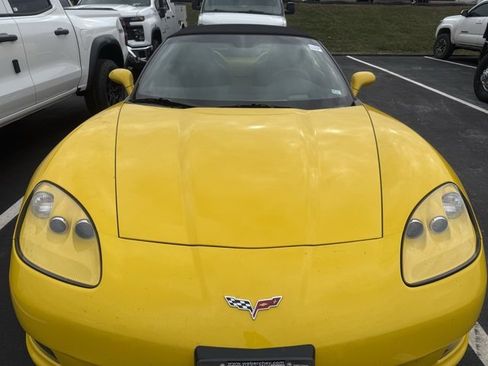 Used 2012 Chevrolet Corvette Convertible w/ 3LT Preferred Equipment Group image 2