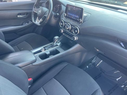 Used 2022 Nissan Sentra SV image 16