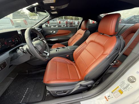Used 2026 Ford Mustang GT Premium RWD image 27