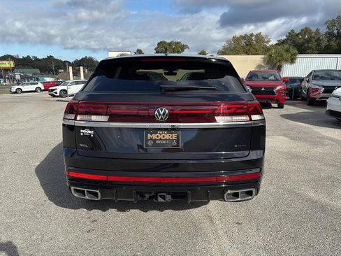 Certified 2024 Volkswagen Atlas Cross Sport SEL R-Line image 5