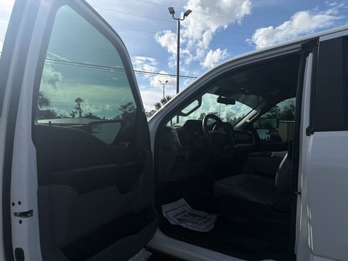 Used 2021 Ford F150 XL w/ Equipment Group 101A High RWD image 9